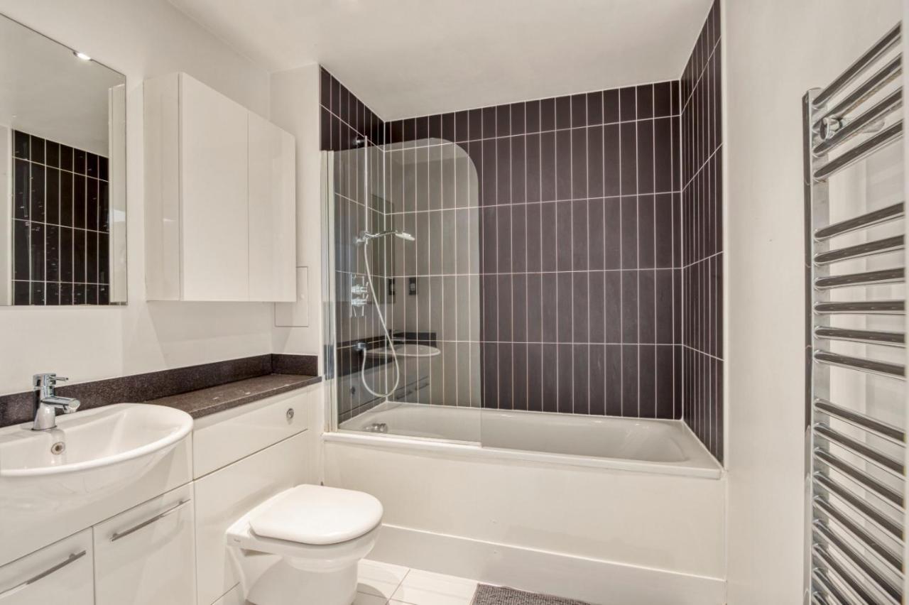 Delightful Apartment Wandsworth لندن المظهر الخارجي الصورة
